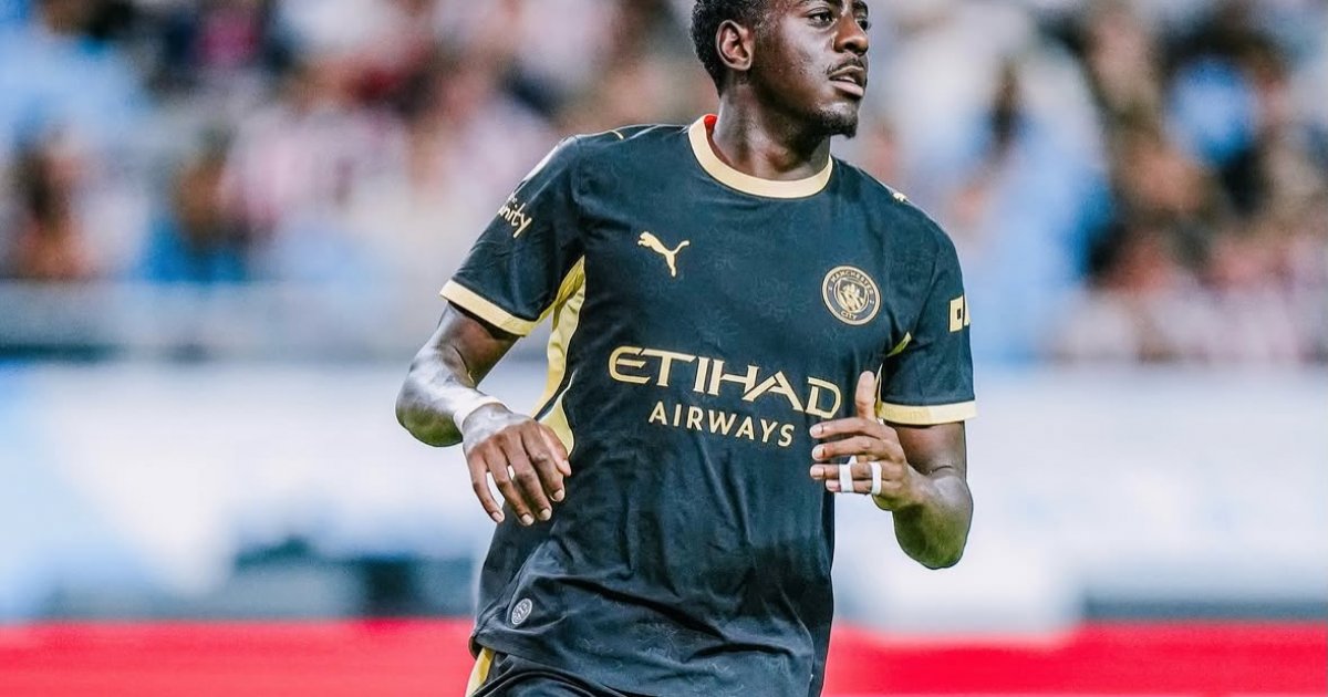 Who Is Divin Mubama? Southampton's New Manchester City Striker Signing Explained daniel mubama seals southampton loan move manchester city
