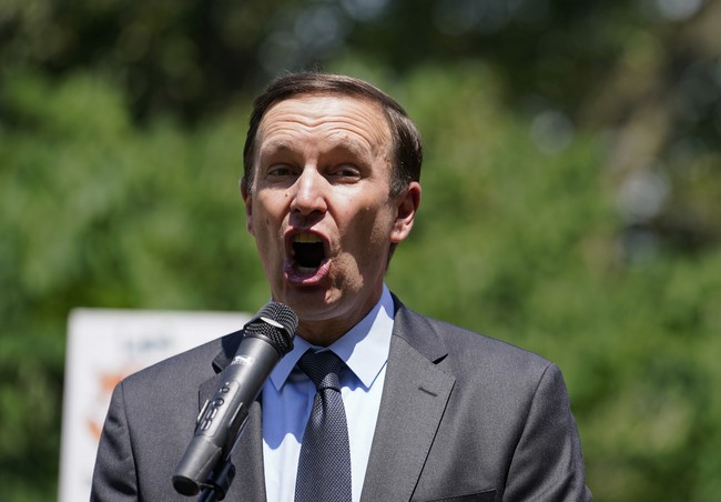 Chris Murphy Finally Remembers the State He's Supposed to Represent (Just Not the Constituents) dd