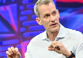 Jeff Dean Leaves Google After 27 Years as Alphabet Reshuffles AI Leadership