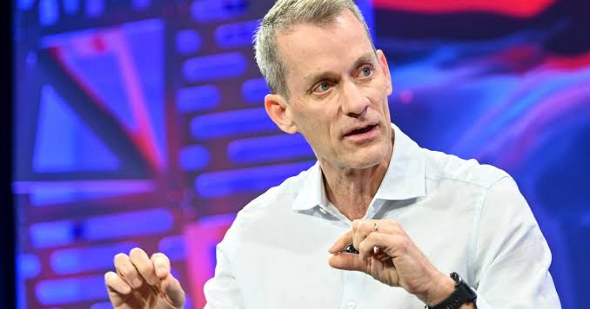 Jeff Dean Leaves Google After 27 Years as Alphabet Reshuffles AI Leadership dean 1