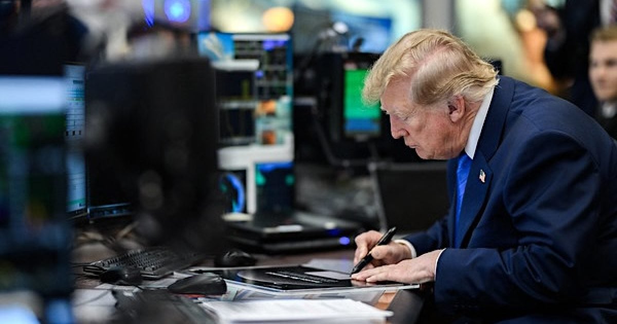 ‘I have a hard time saying no to that man’: Former top Trump insider would ‘absolutely’ serve as new White House press secretary donald trump signing writing nasa 1200x630 1
