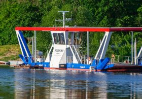 Germany surrenders solar ‘ferry-of-the-future’ that still can’t dock after blowing $7.5 million, returns to diesel boat it sold for $20,000…