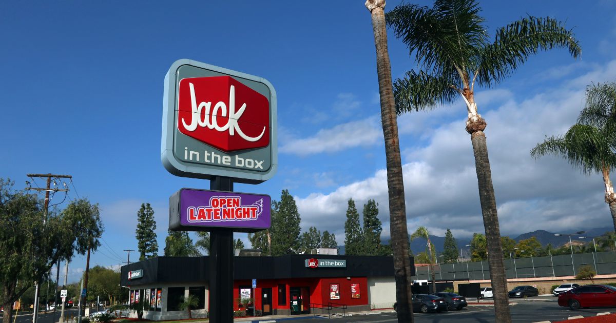 Separate Mobs Storm Pharmacy, Fast-Food Restaurant in LA 'Street Takeovers' eature Image 14 4
