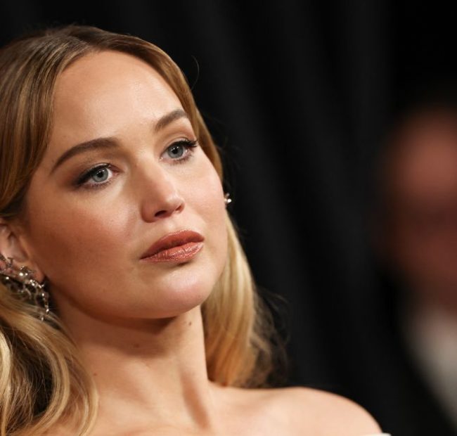 Report: Hollywood Stars Rethinking Getting Involved in Politics, Expert Says Voters ‘Tired of Celebrities Telling Them How to Think’