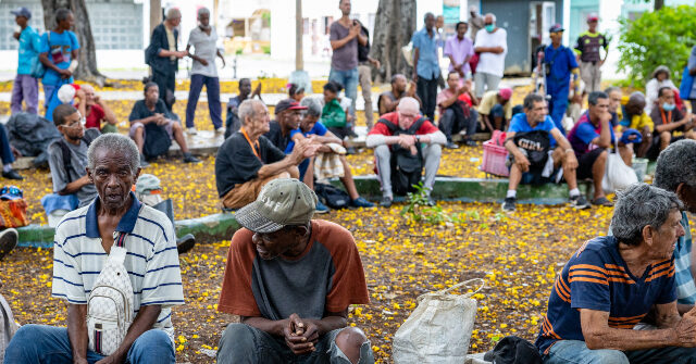Cuba Records Twice as Many Deaths as Births in 2025 elderly Cubans 640x335 1