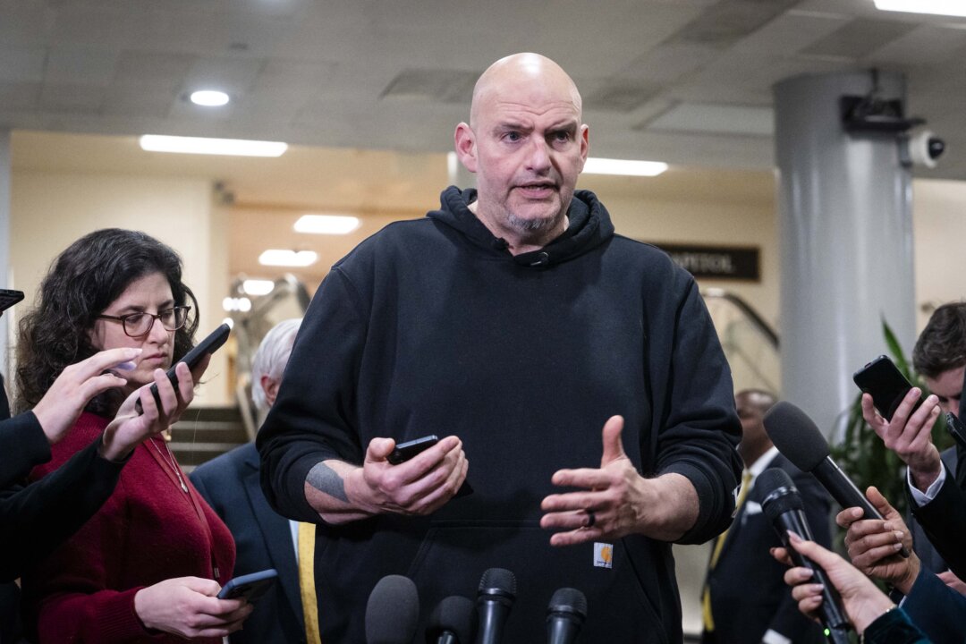 Fetterman Rejects ‘Overreaction’ to AI and Data Centers, Says China Benefits etterman 1080x720 1