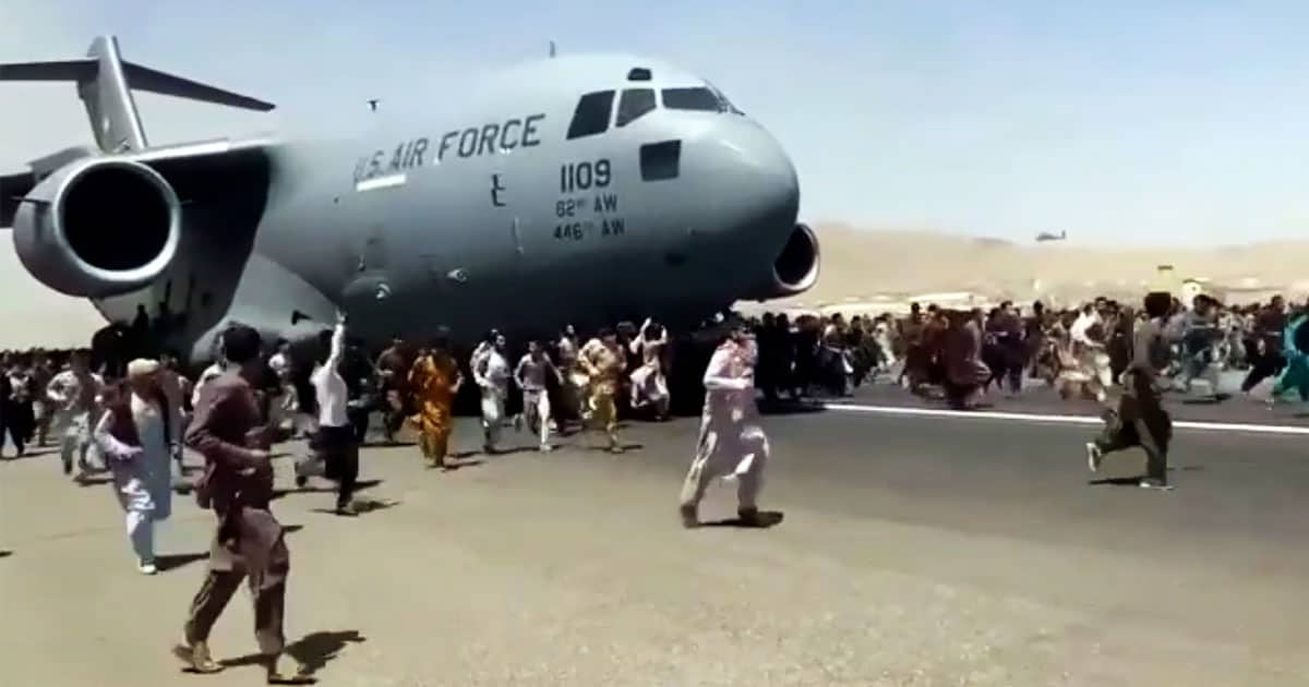 Pentagon: ‘Highly Relevant’ Documents on Afghanistan Withdrawal Were ‘Stashed and Hidden in Safes’ ghanistan us withdrawal chaos