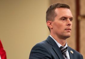 Maine Democrat backs Trump’s Canada tariffs: ‘It won’t go well for them’