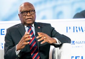 Clyburn says he backs El-Sayed: ‘All of us deserve second chances’