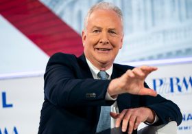 Van Hollen says he wouldn’t reject DSA endorsement, but ‘certainly not seeking’ one