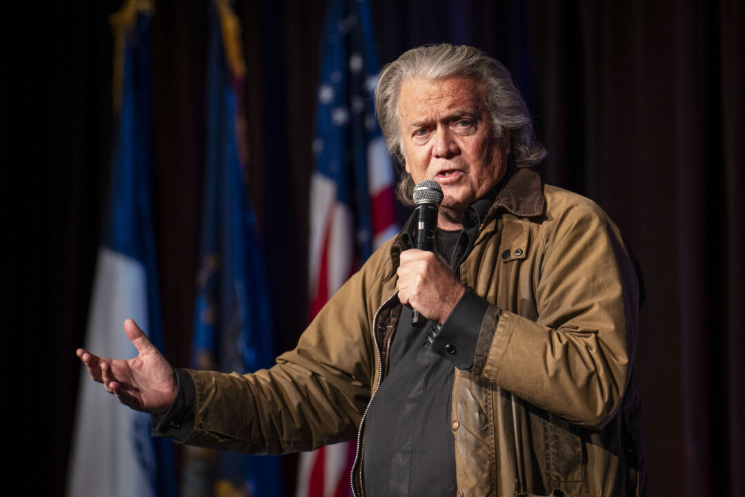 Judge Blocks DOJ Bid to Dismiss Indictment Against Bannon id5808103 NYYRC Gala Steve Bannon EpochImages 7858249054 LSedit 1080x720 1