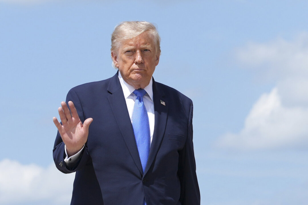 Trump Says Voters ‘Angry at Republicans,’ Not Him, Ahead of Midterms id6071833 AP26216683631899 vs vs 1080x720 1