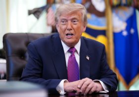 Trump Urges Canadian Companies to Move to US to Avoid Tariffs