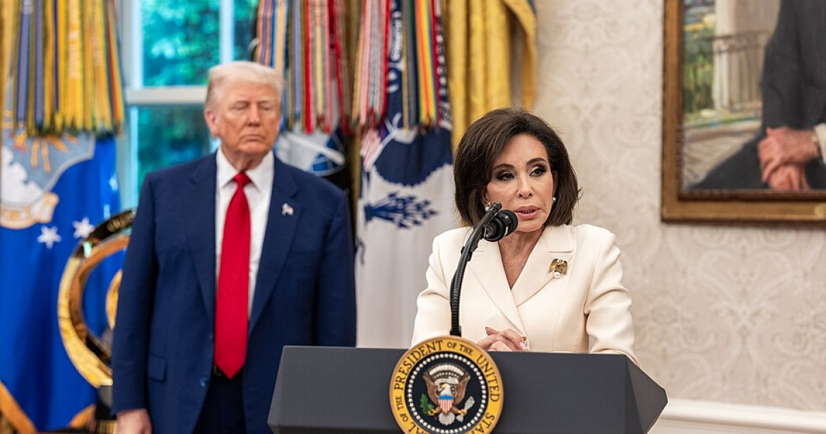 Trump Rebukes Pirro After She Disputes Vandalism Claim About Lincoln Memorial Reflecting Pool jeanine pirro