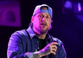 Jelly Roll Tears Up at Fan Backlash, Claims He’s Centrist, Says He Had to ‘Say What I Know Is Right’ by Calling Trump a Racist Fat Pig