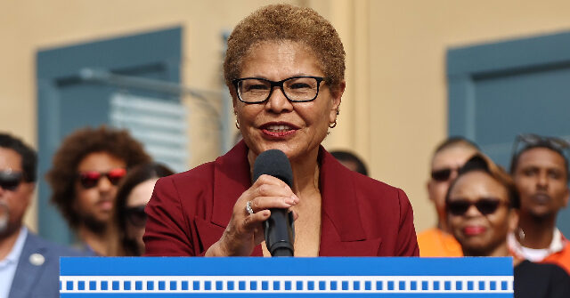 Los Angeles Mayor Karen Bass Calls on California AG Rob Bonta to Settle Lawsuit with Paramount karenbassparamount 640x335 1