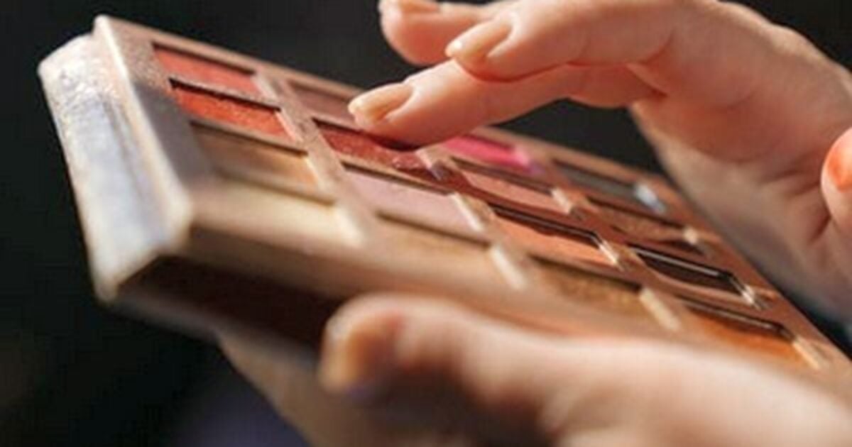 Ossoff outspends Tlaib and AOC on … makeup makeup drag LGBT transgender Pexels 1200x630 1