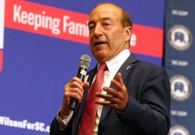 Mark Lynch endorses Ralph Norman as congressman heads into runoff against Darline Graham