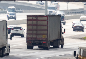 WATCH — New York: Trucker’s Big Rig Smashes into Highway Overpass and Tips Over