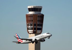 Air traffic controllers head says hiring gamers will help