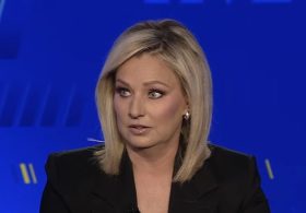Fox’s Sandra Smith tells Republicans to ‘wake up’ before Democrats steal a winning issue