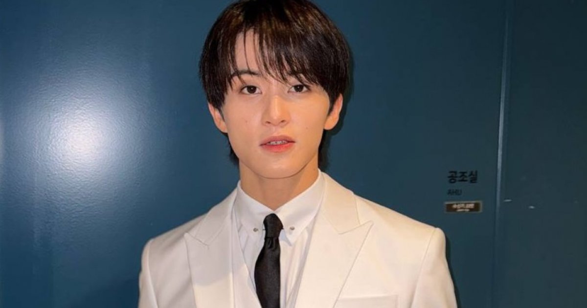 NCT's Mark Lee Sparks Mixed Reactions After Addressing Group Future During Controversial Livestream [WATCH] singapore 18
