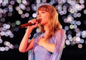 Taylor Swift Goes Full ‘Lavender Haze’ in London With New Haircut After Travis Kelce Wedding