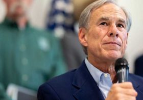 Texas slams brakes on data center projects as Abbott orders sweeping industry audit