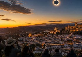 Can You Look at the Sun Through a Phone Camera During an Eclipse? What NASA Says