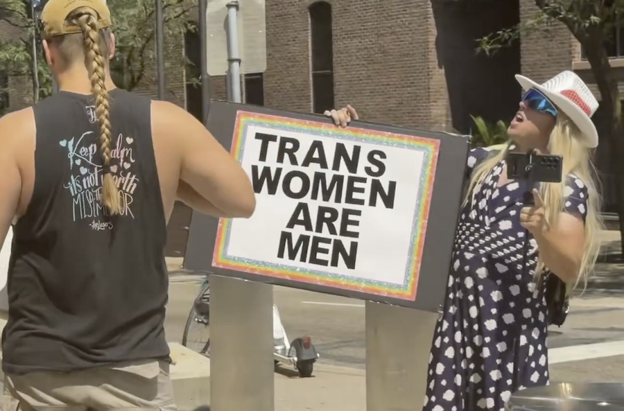‘It Shouldn’t Be Political’: Protesters Clash Outside WNBA Arena Over Sophie Cunningham trnas