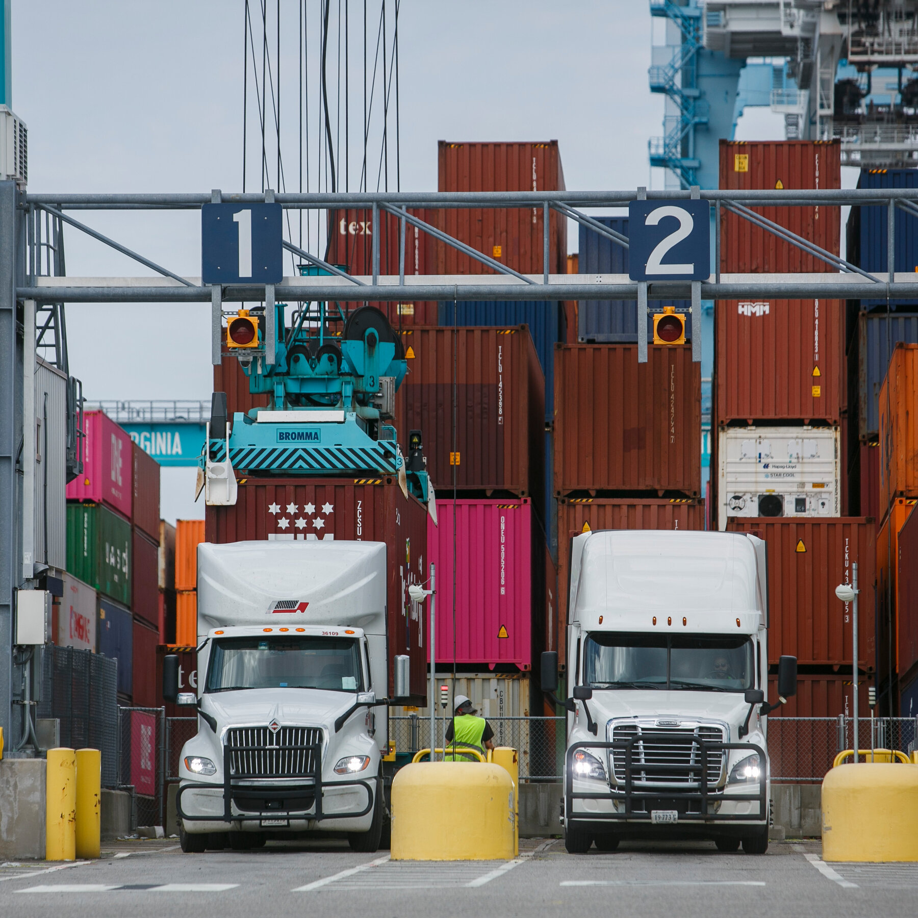 Diesel Price Nears Record High, Helping Oil Companies and Hurting Consumers uel hvqg mediumSquareAt3X 1