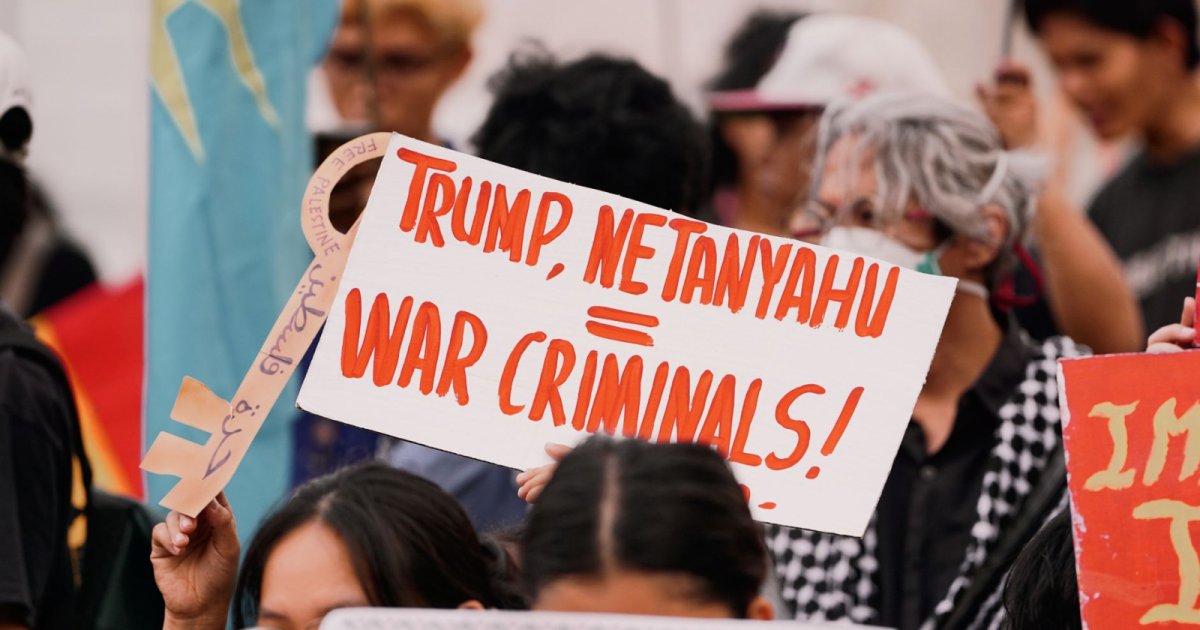 Trump Announces Gaza Deal, but Netanyahu Faces Hurdles on Israel's Withdrawal Plan us 1