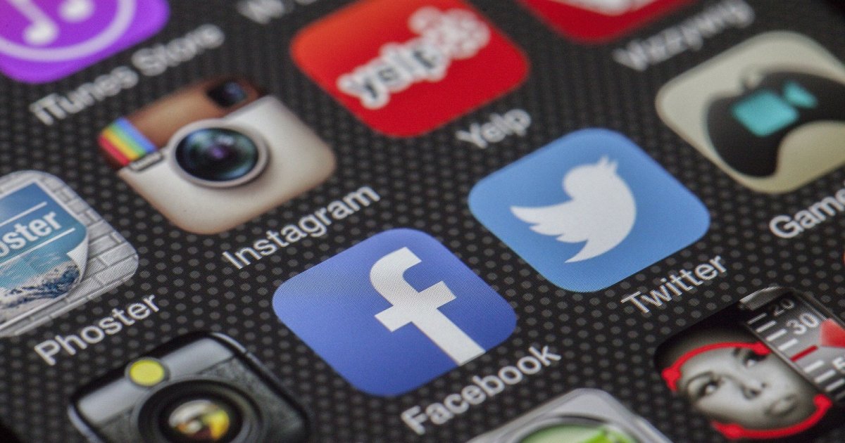 61% Of Americans Want Tougher Social Media Rules, 66% Back Age Checks: Reuters/Ipsos Poll us 17