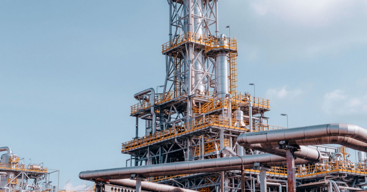 Why Is China Buying Less Oil? EV Adoption Reduces China's Oil Demand us 20