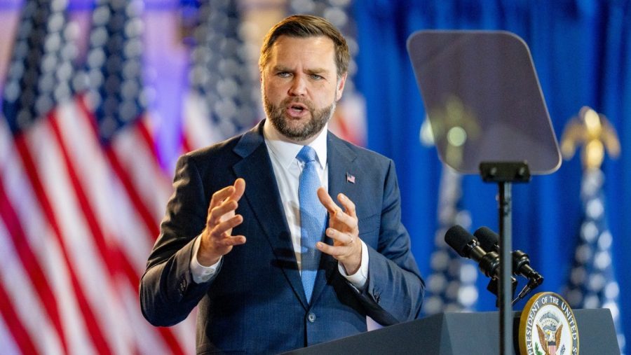 Vance defends Canada trade war in visit to Maine; Collins skips rally vancejd maine 082426 AP e1787592093616