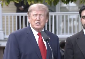 Trump and Mamdani Take Questions on CNN, MS Now, and Politico’s White House Ban – Trump Slams “Fake News” CNN and “MSDNC”