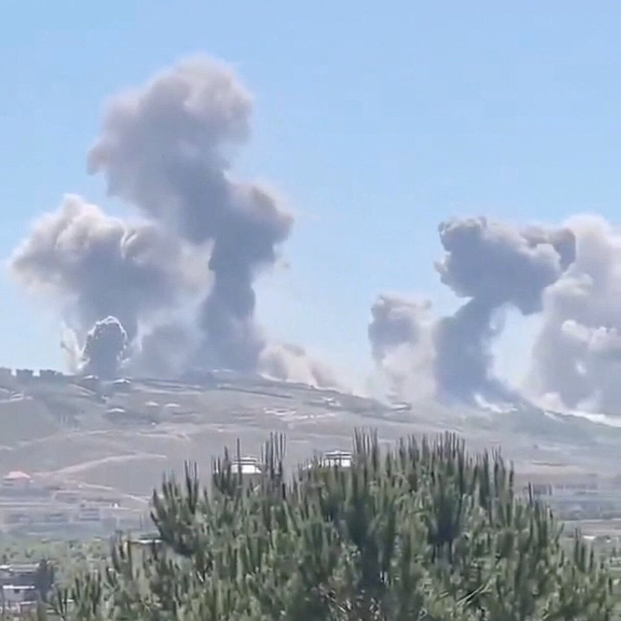 Israel Says It Is Cementing Its Foothold in Southern Lebanon 04int israel lebanon 1 zhlc mediumSquareAt3X