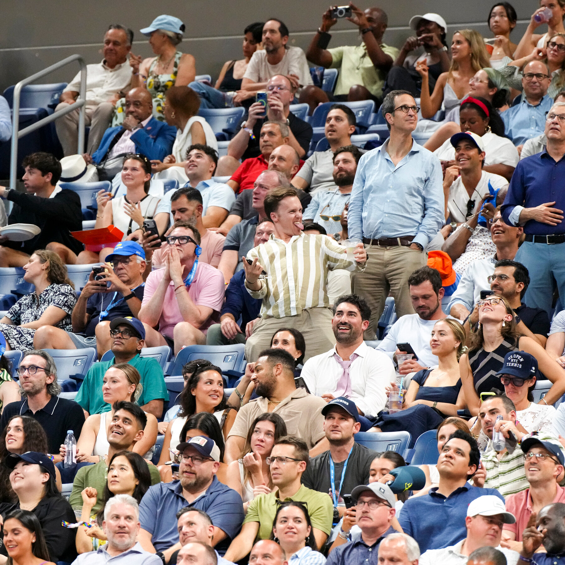 Quiet on the Court! As U.S. Open Grows, the Crowd Gets Rowdier. 04met usopen chaos 01 vzkp mediumSquareAt3X