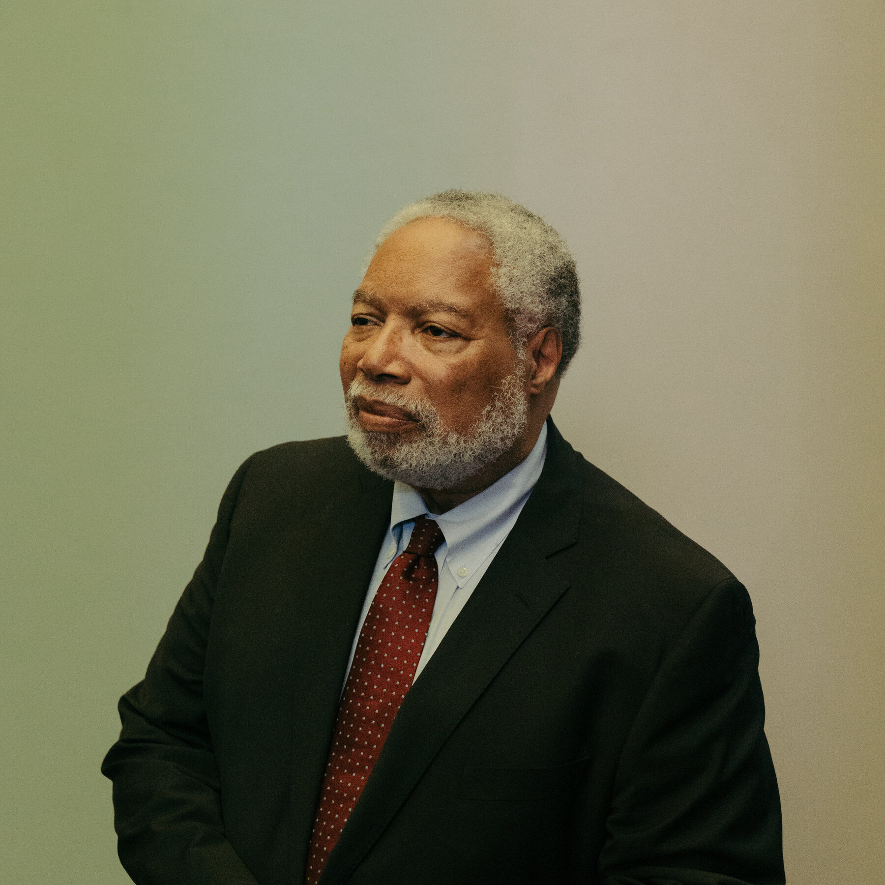 Smithsonian Leader Is Resigning After Clashes With Trump 06dc smithsonian 2 gbhj mediumSquareAt3X