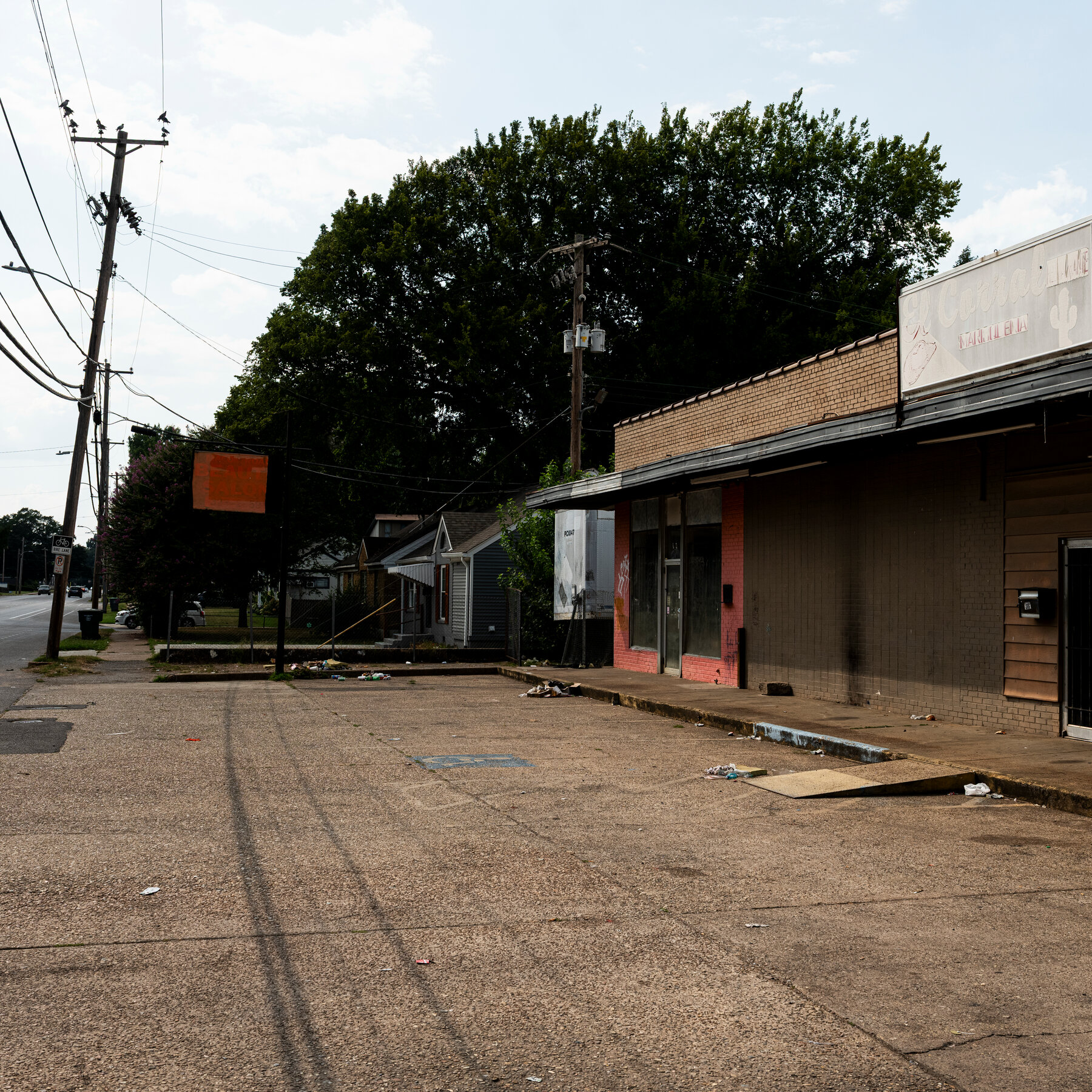How a Memphis Gambling Raid Became a Sweeping Immigration Operation 06nat memphis raid 01 qkcj mediumSquareAt3X