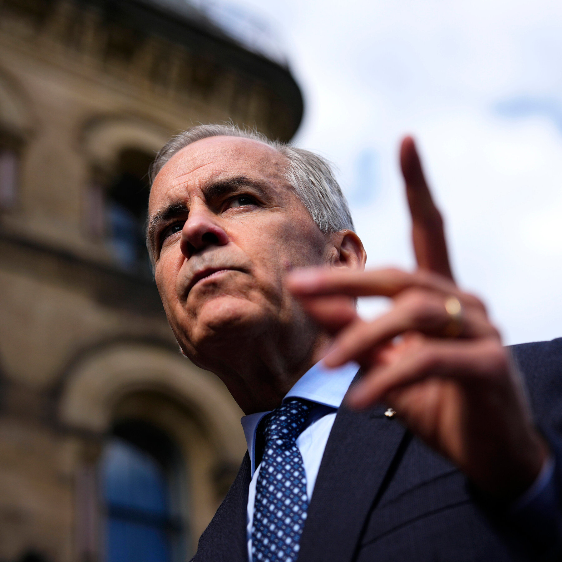 Canada’s Carney Doubles Down on Pivot Away from the United States 08int canada trade assess hlwp mediumSquareAt3X