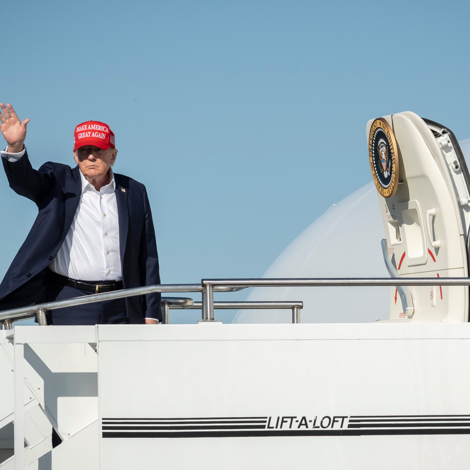 Trump’s Super PAC Is Tied to Mystery Group Spending $25 Million on Midterms 08pol trump gop money lhkm mediumSquareAt3X v2