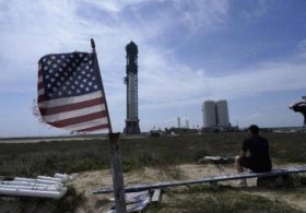 SpaceX Starship Launches Toward Orbit for the First Time