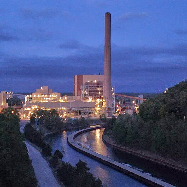 Court Strikes Down Trump Order to Keep an Aging Coal-Burning Plant Running 10CLI COAL PLANT gpwt mediumSquareAt3X