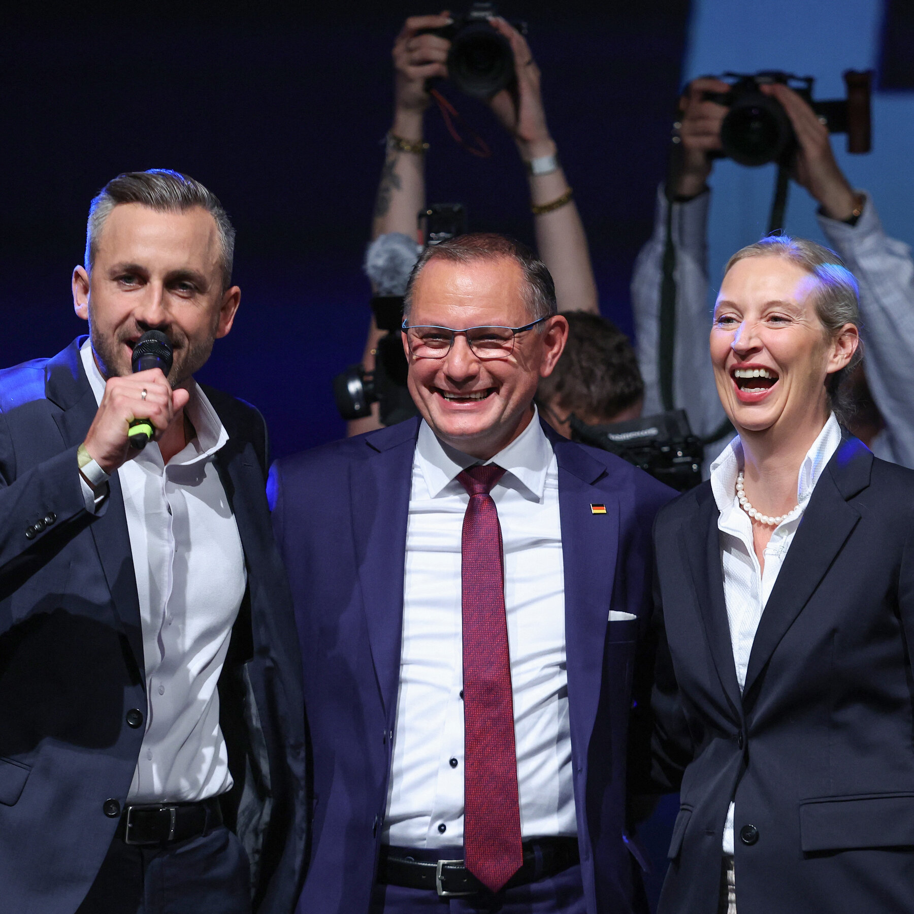 With Messaging That Mirrors Putin’s, Germany’s Far-Right Party Gains Ground 10int russia germany 01 tmzc mediumSquareAt3X