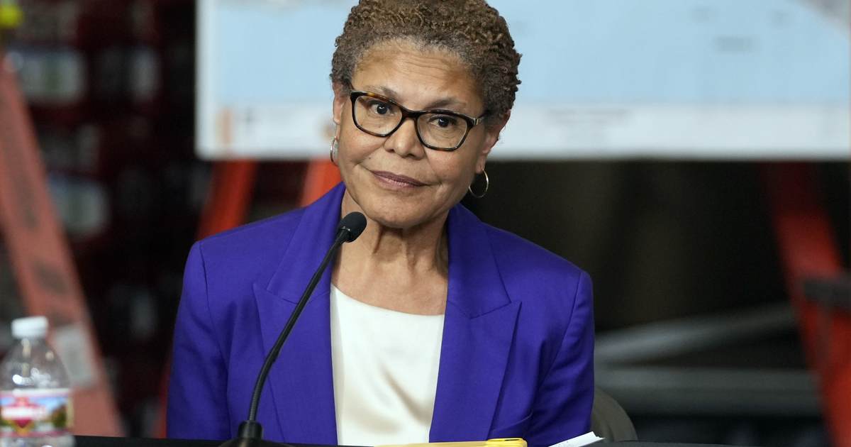 Karen Bass Declares Xavier Becerra As Governor of California: 'You Don't Need an Election on Nov. 3' 1200x630 75