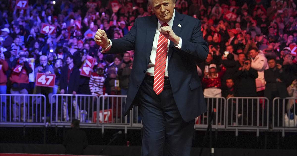 Trump Signals Drastic U-Turn on Fuel Mandates by Biden DoT Meant to Push Americans Into EVs 1200x630 86