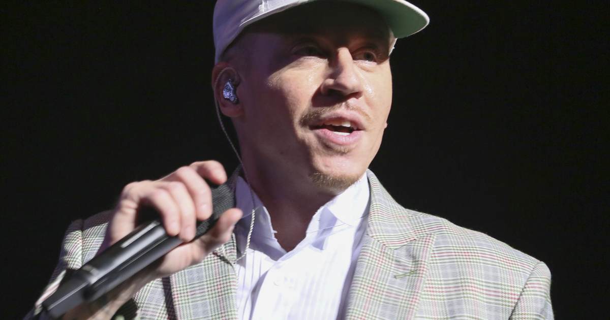 Shut Up and Don’t Even Sing, Just Get Off the Damn Stage 14bb8 1200x630 1