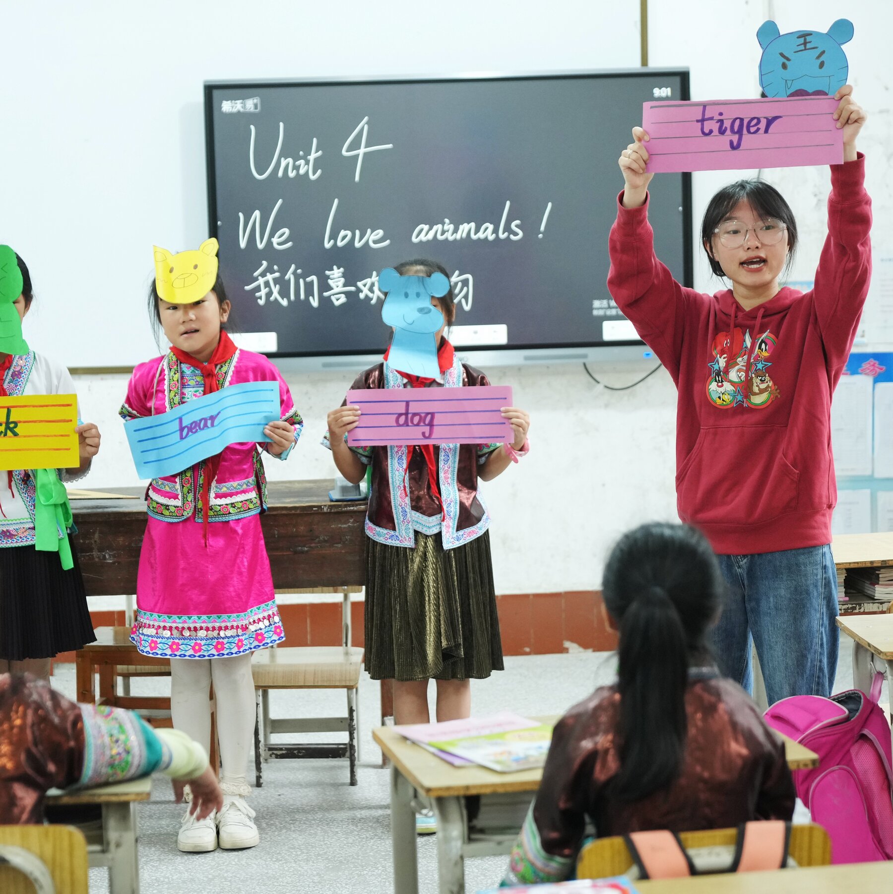 In the Age of A.I., Some in China Wonder if Learning English Is Worth the Trouble 16int china english qwct mediumSquareAt3X