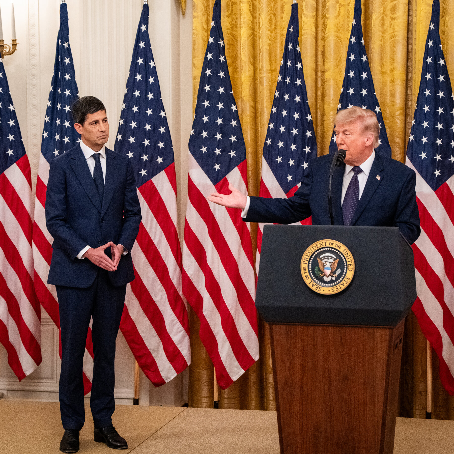 Fed Chairman Warsh Escapes Trump’s Ire Over Interest Rate Increase 17DC TRUMP WARSH 1 pzgq mediumSquareAt3X